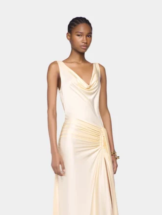 robe longue sans manches en jersey couleur crme 2 330x439 - Robe longue sans manches en jersey couleur cr&egrave;me